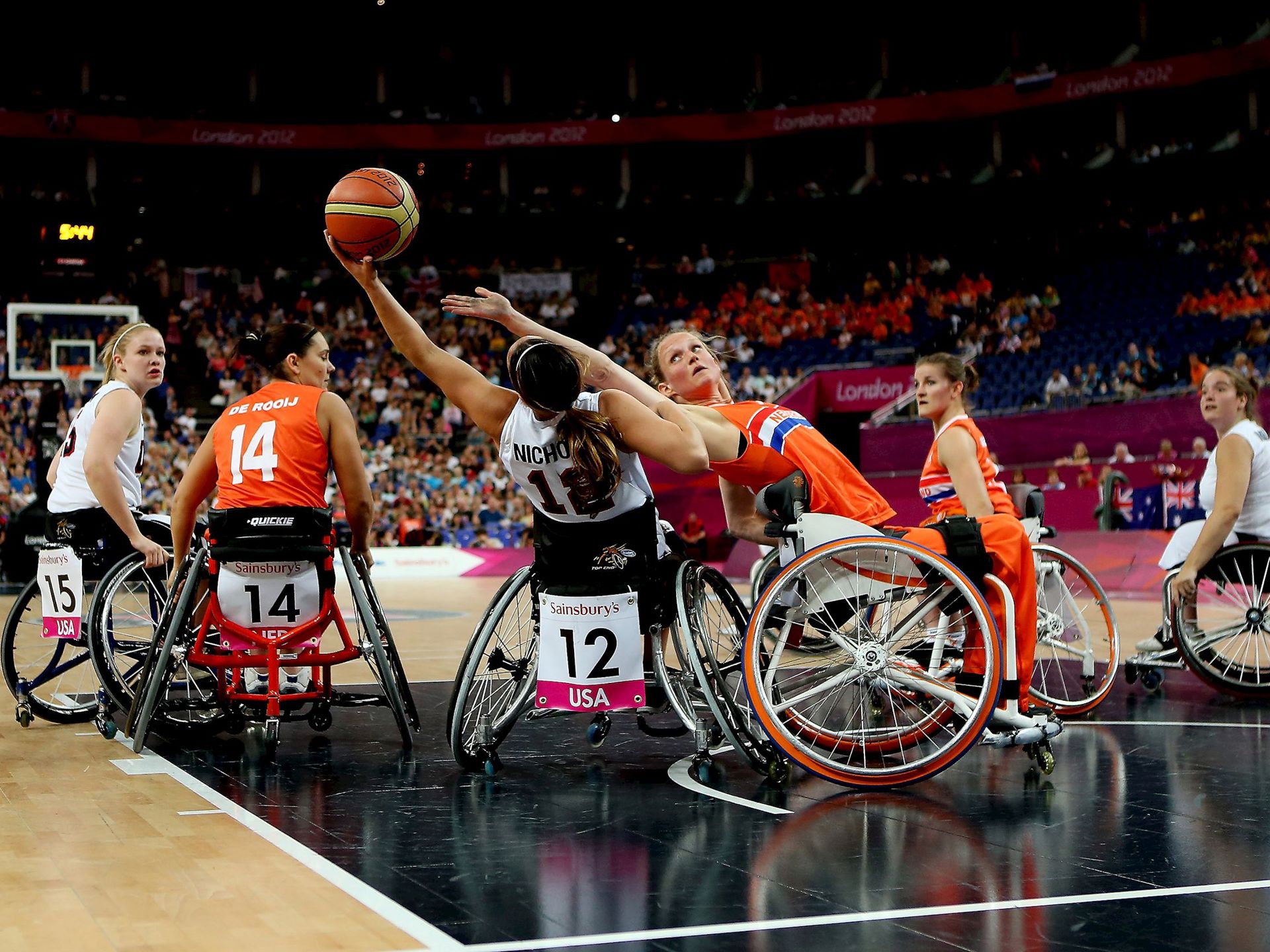 Oosterbaan GettyImages-151459025.jpg