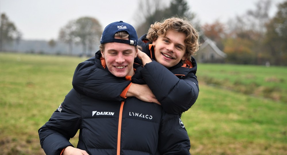 Melle En Jens Van 'T Wout 2100X1400