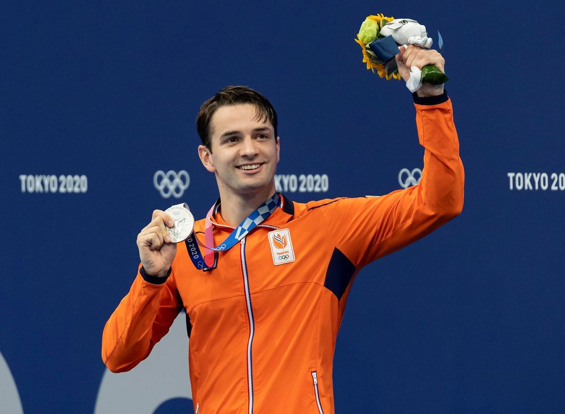 Arno Kamminga medaille ORANGE PICTURES.jpg