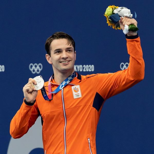 Arno Kamminga medaille ORANGE PICTURES.jpg