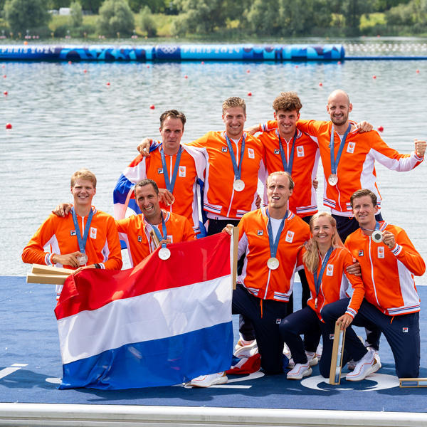 Holand Acht BSR AGENCY OS 2024 Medaille 900X600