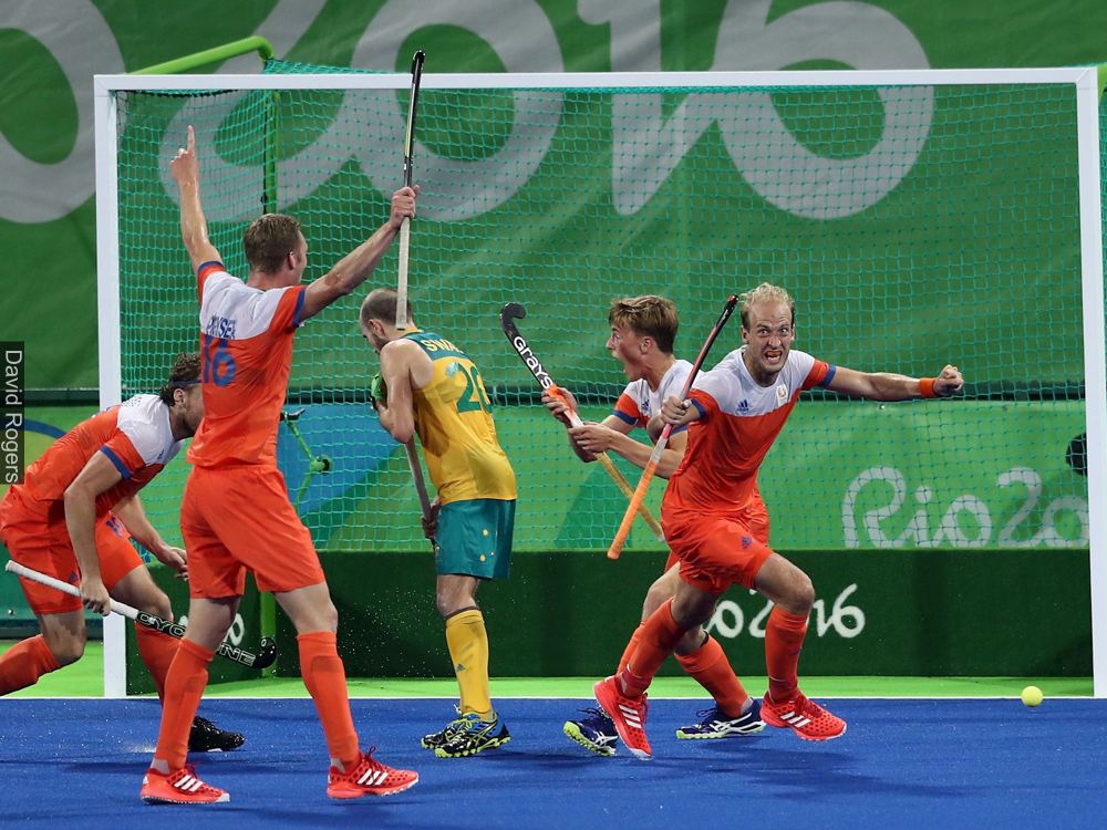 Billy Bakker scoort nedaus Rio 2016.jpg