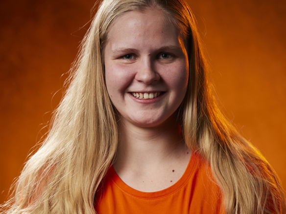Liesette Bruinsma PS Zwemmen 2200