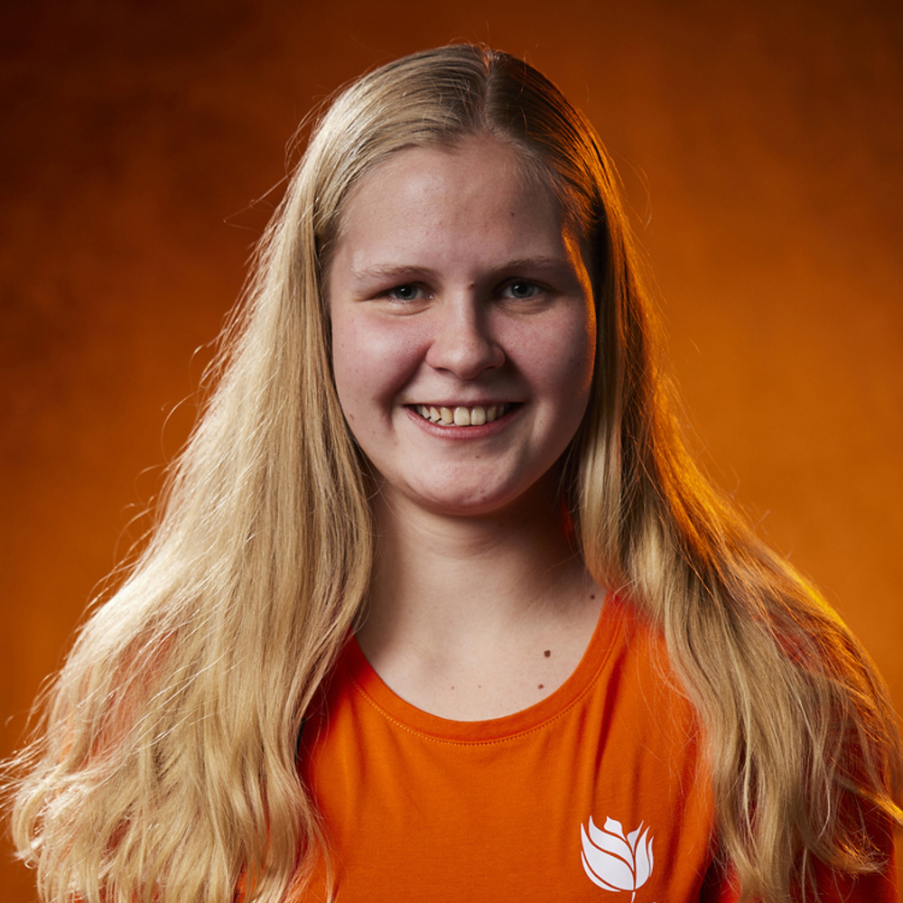Liesette Bruinsma PS Zwemmen 2200