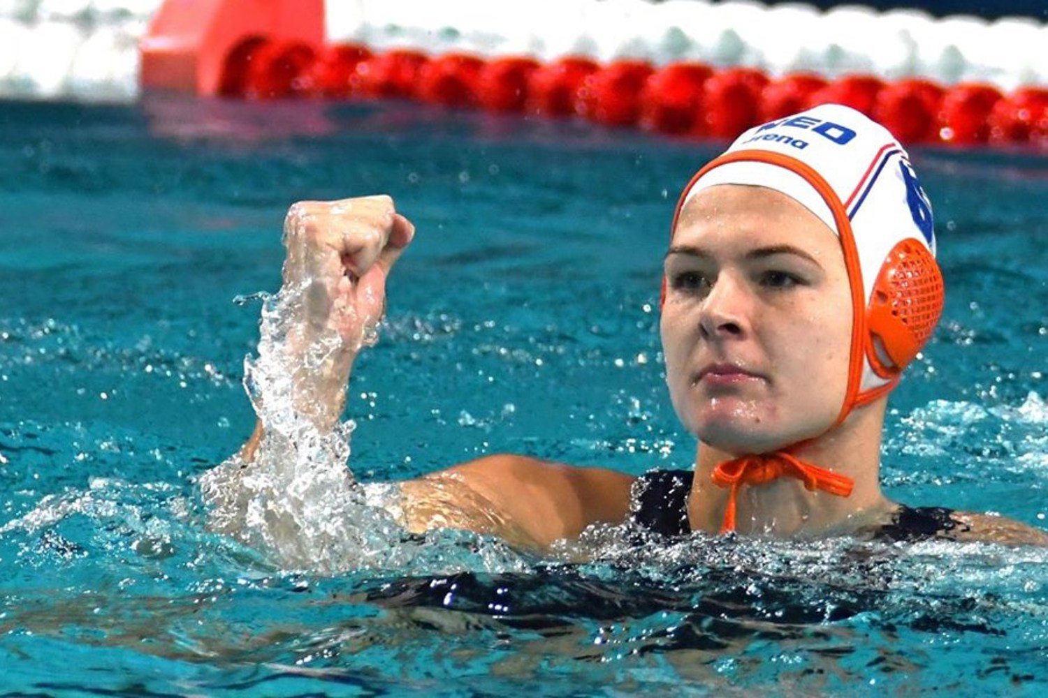 Simone Van De Kraats 1200X800