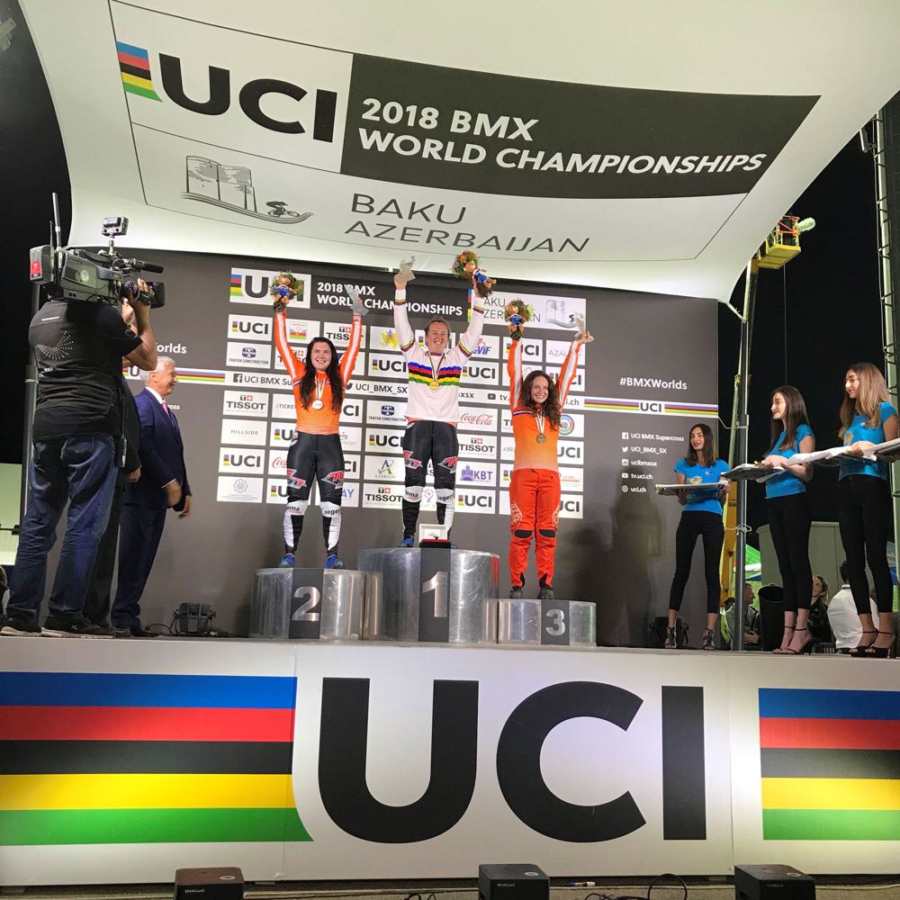 WK BMX Baku 2018 podium Laura en Merel Smulders Judy Baauw.jpg