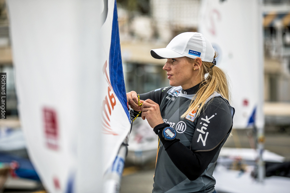 Marit Bouwmeester Foto Richard Langdon, Ocean Images 900X600