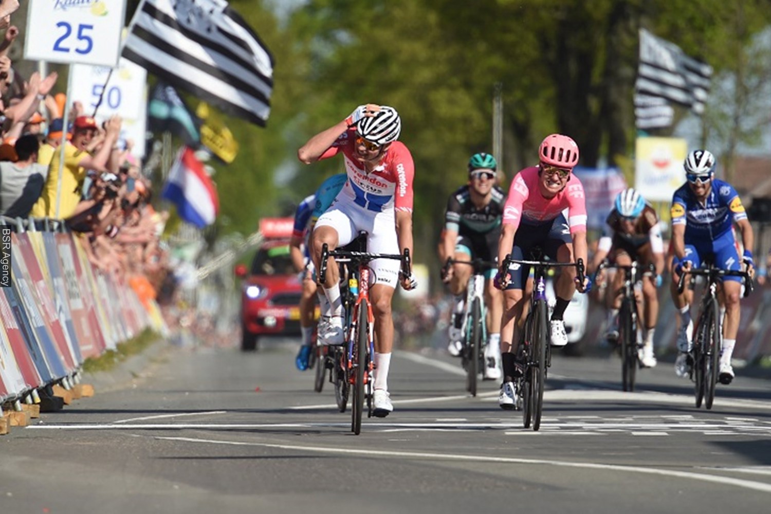 Mathieu Van Der Poel Wint Amstel Gold Race 2019 BSR AGENCY