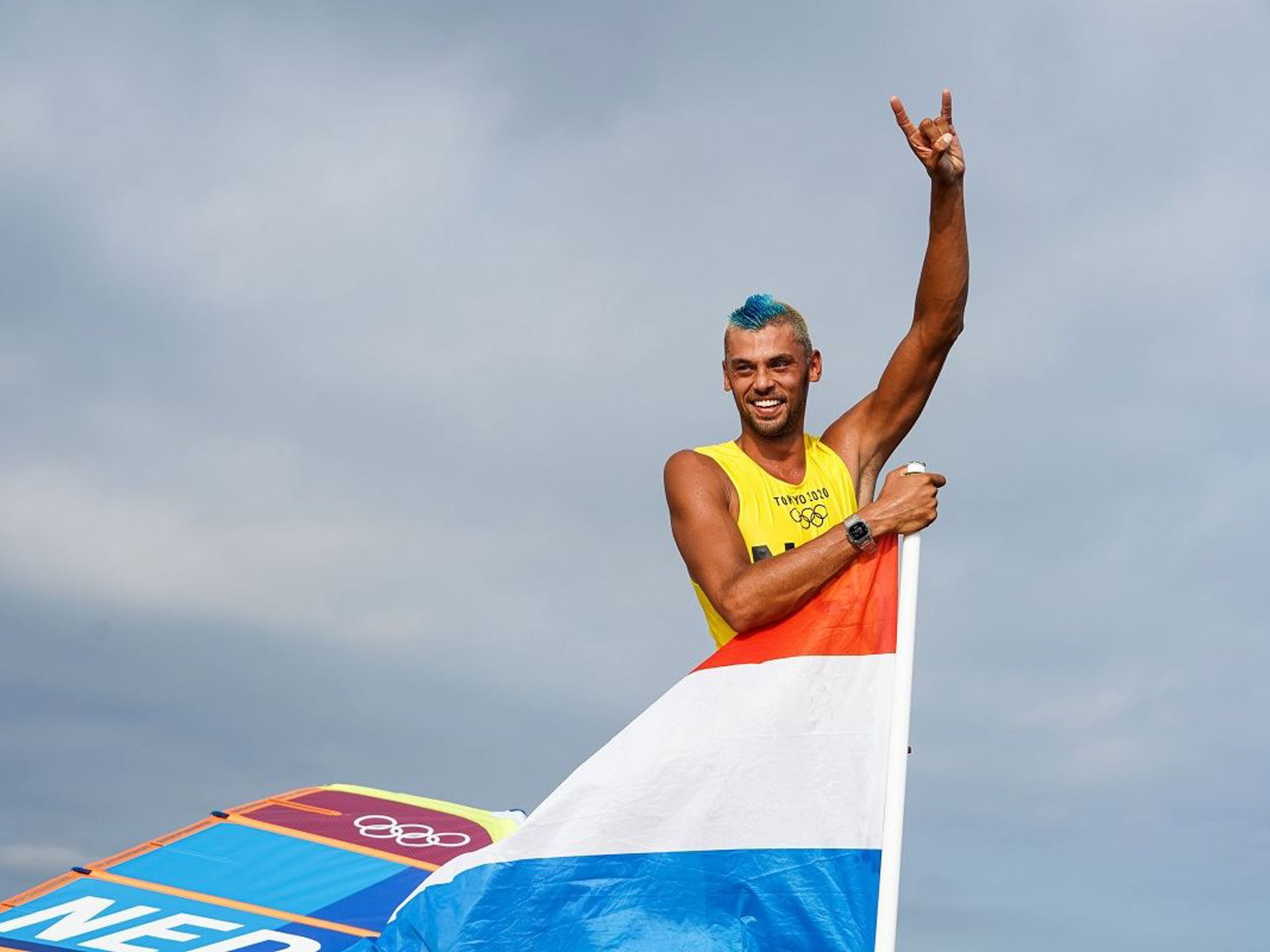 Kiran Badloe met vlag ORANGE PICTURES.jpg