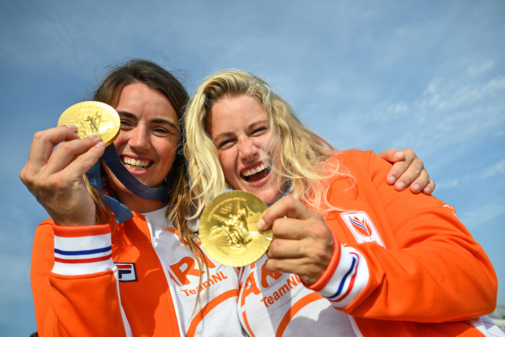 Odile Van Aanholt Annette Duetz Medaille Parijs 2024 World Sailing 1080X720