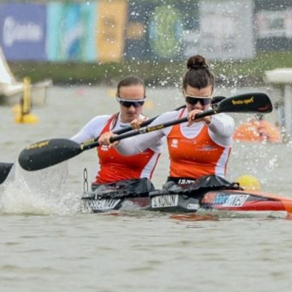 Selma Konijn En Ruth Vorsselman Foto WSV