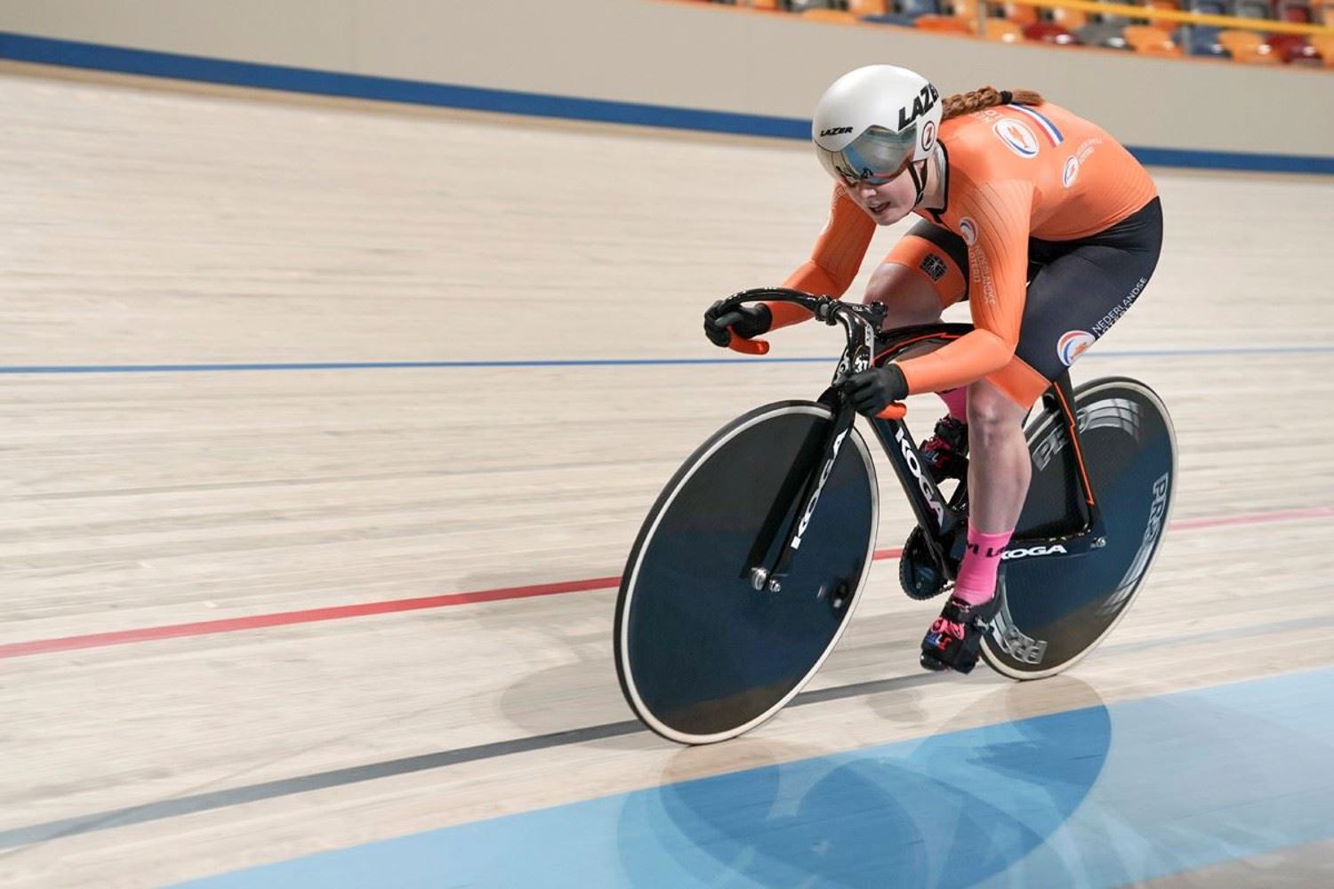 Steffie van der Peet.jpg