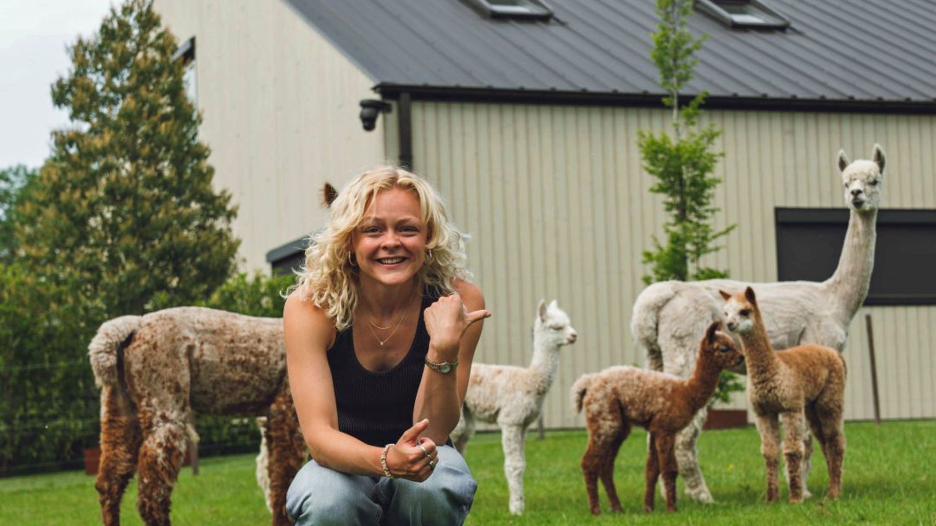 Xandra Velzeboer Alpaca 1080X1080