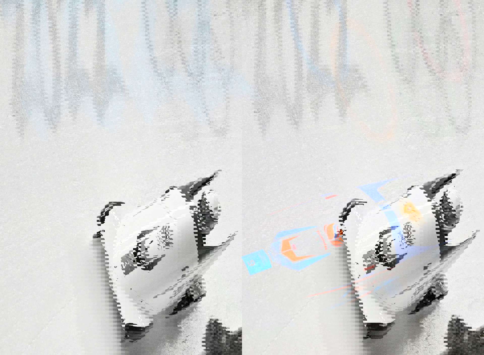 Bobslee OS2022 ANP 443890483 Vierkant