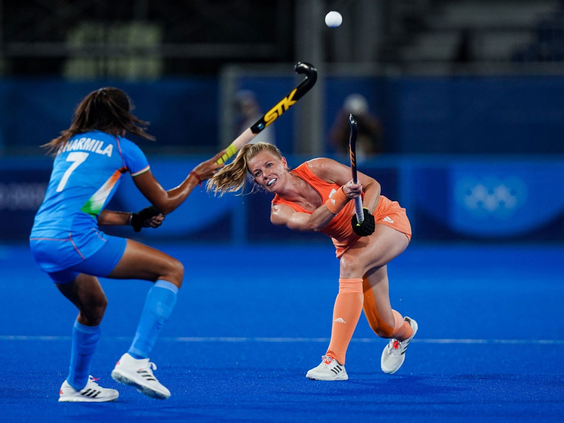 Caia van Maasakker OS 2020 ORANGE PICTURES2.jpg