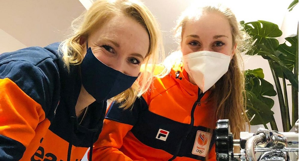 Carlijn En Sanne Theebreak