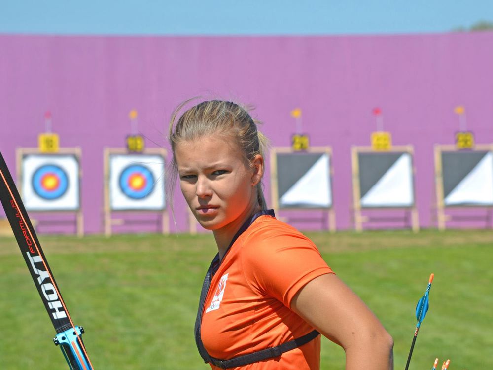 Laura van der Winkel.JPG
