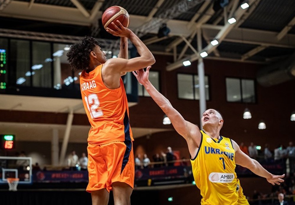 Basketbal Yannick Kraag 750X500