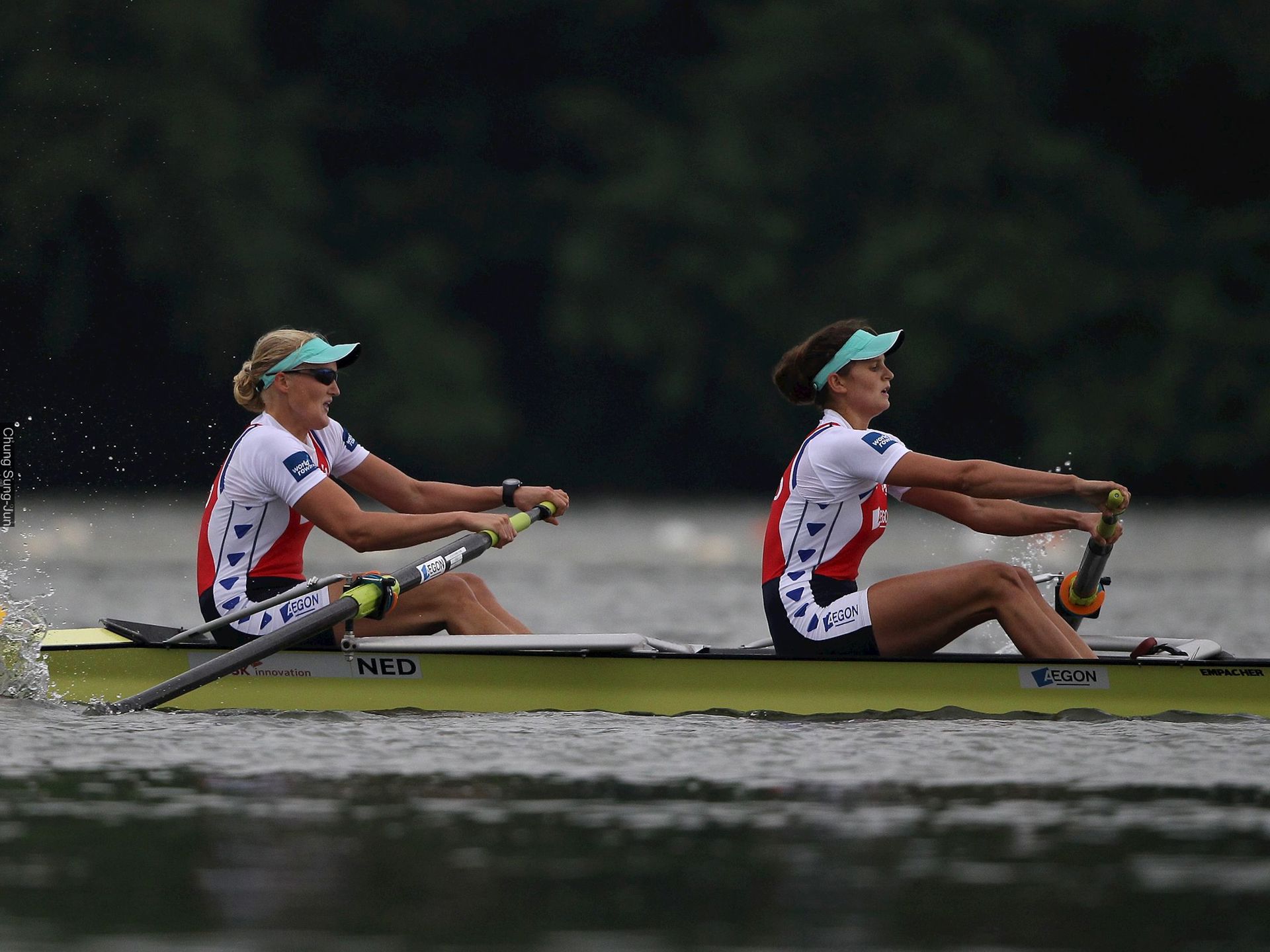 Ellen Hogerwerf en Olivia van Roijen WK 2013 Chung Sung-Jun GettyImages-178316981.jpg