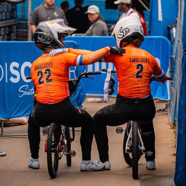 Merel En Laura Smulders