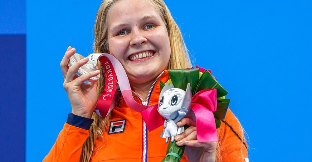 Liesette Bruinsma ORANGE PICTURES 1200