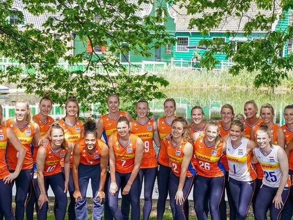 Volleybalsters 2022 BSR_AGENCY.jpg