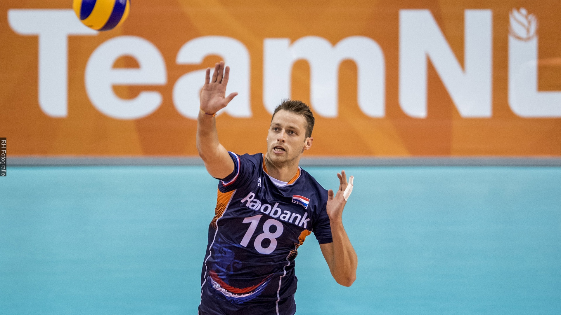 Robbert Andringa Serveert Aut Ned RH2 4246