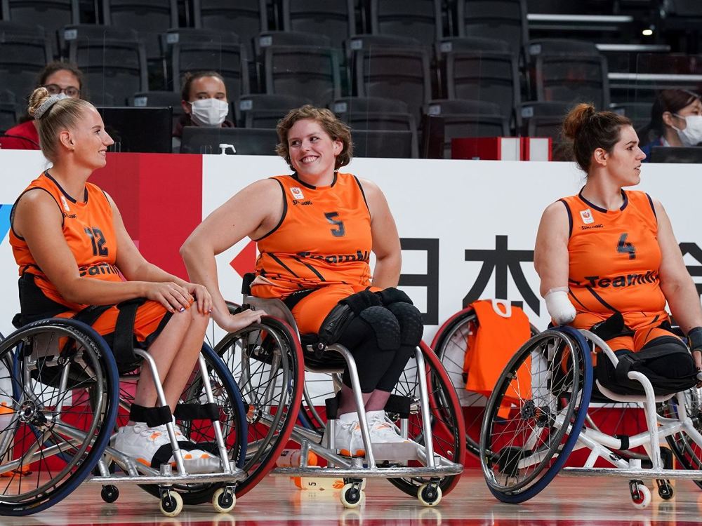 Saskia Pronk Lindsay Frelink PS 2021 ORANGE_PICTURES.jpg