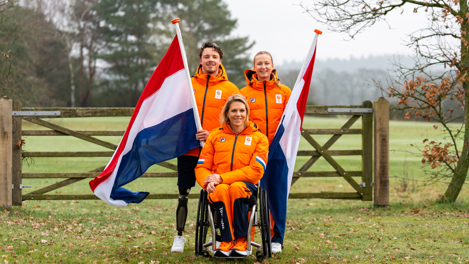 Vlaggendragers Paralympischespelen Clairepetit Jeroenkampschreur Coco 1080X720