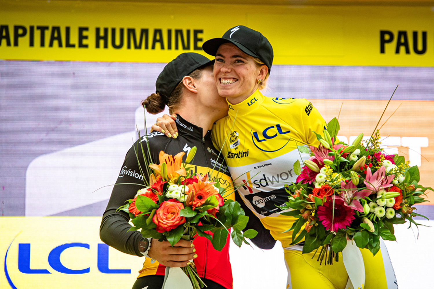 Demi Vollering Lotte Kopecky Tdf 2023 BSR AGENCY 900X600
