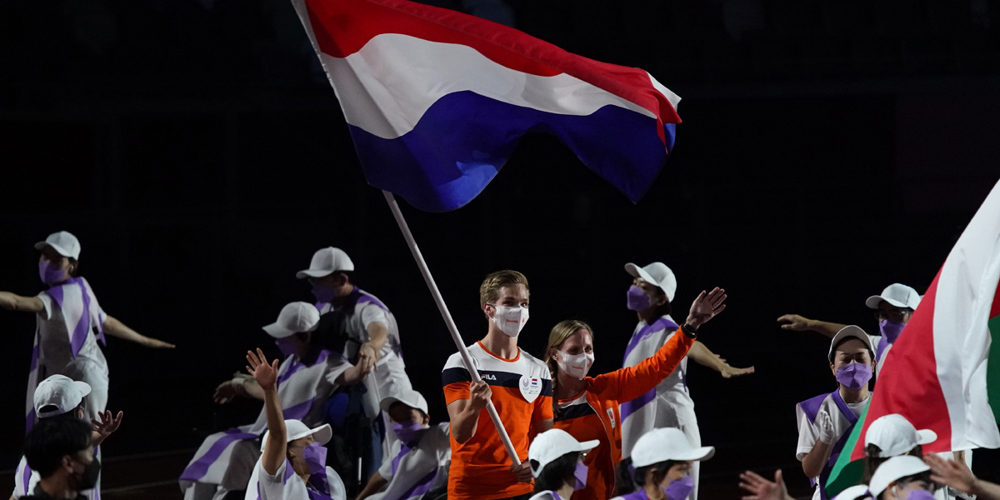 Sluiting Paralympische Spelen Tokio Vlag Rogier Dorsman 1200