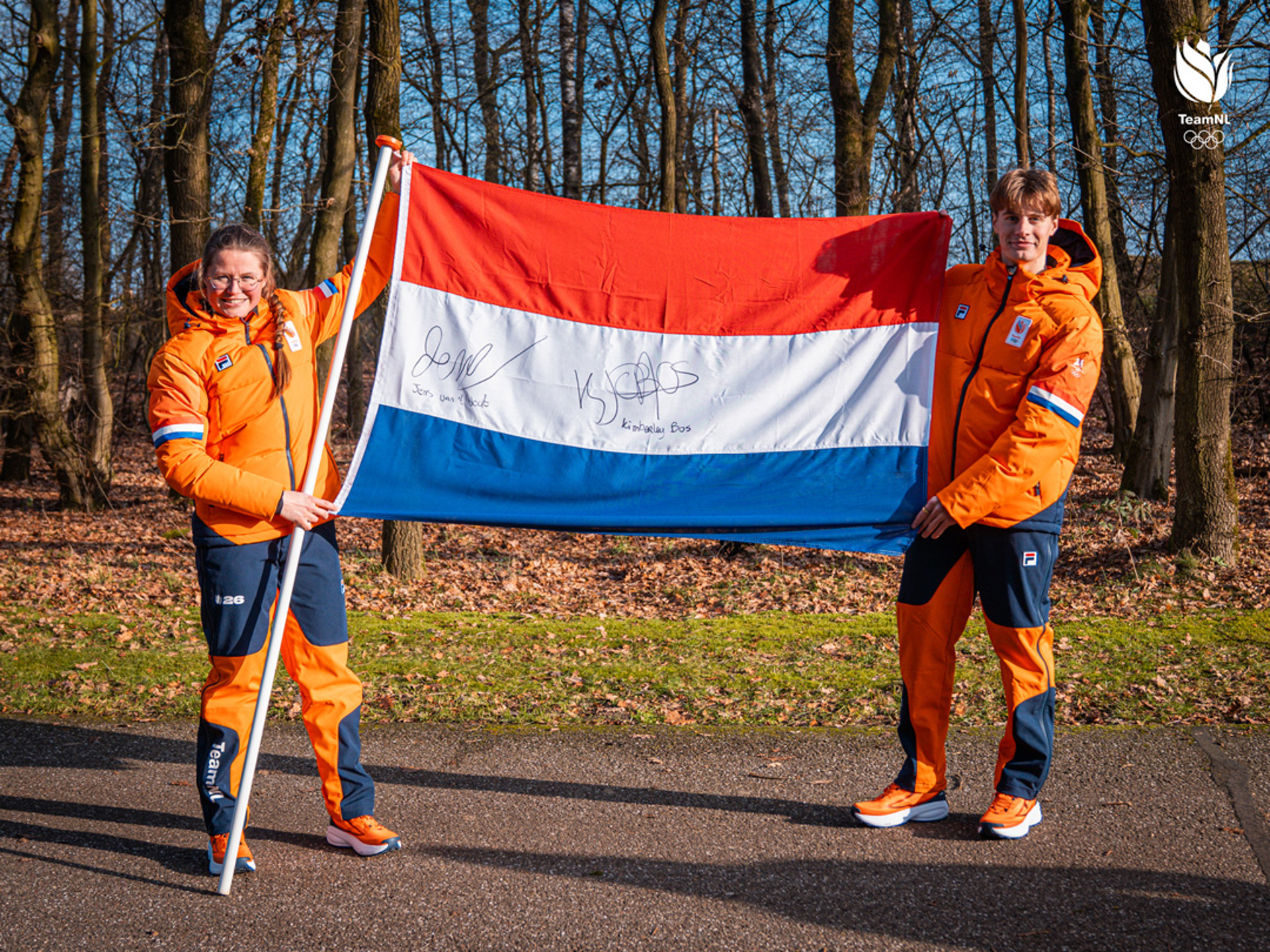 Vlaggendragers OS 2026 Ondertekening Vlag