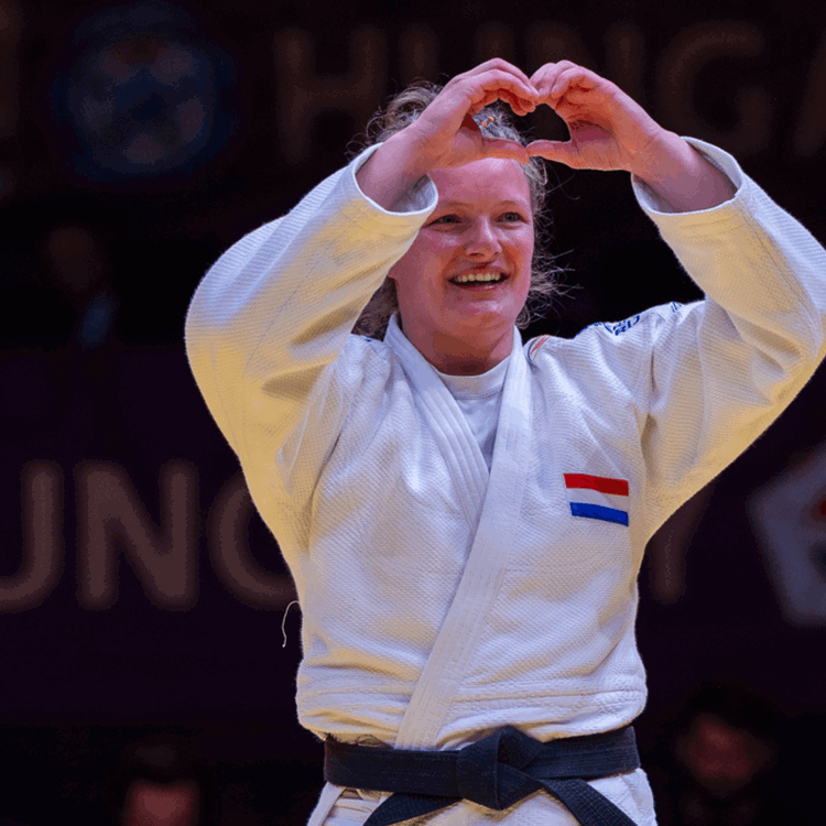 Sanne Van Dijke IJF (1)