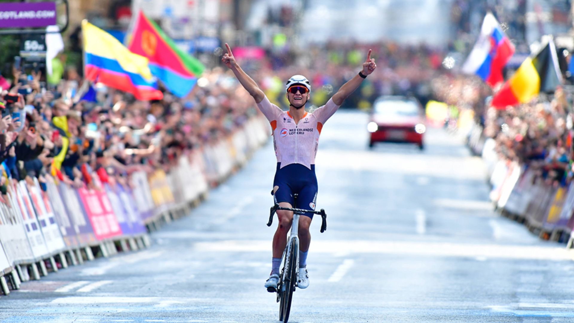 Mathieu Van Der Poel Wint WK 23 BSR AGENCY 900X600