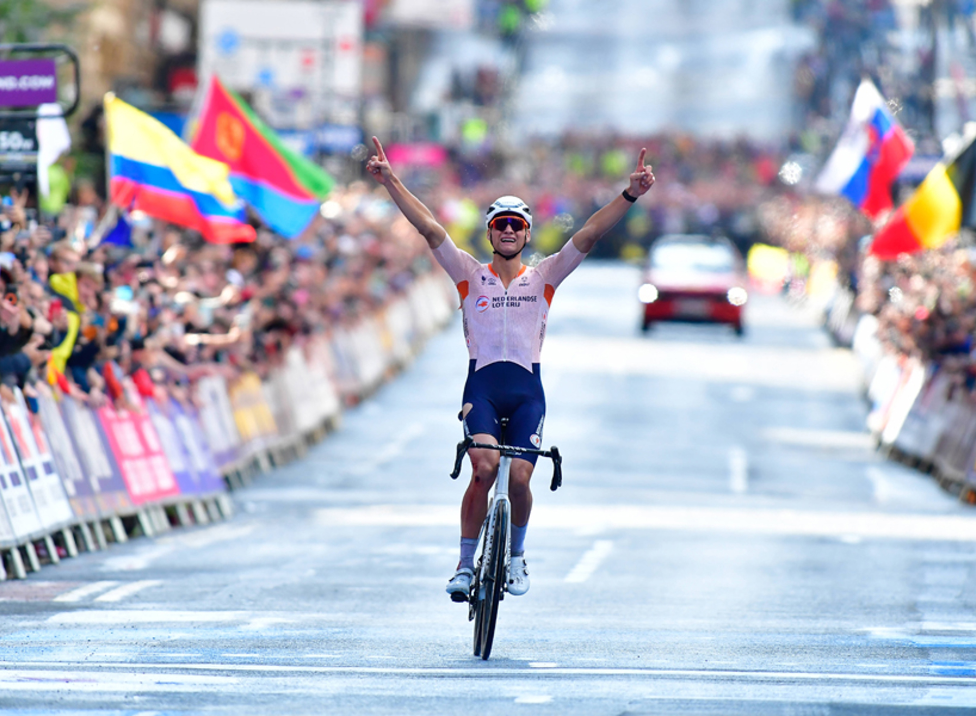 Mathieu Van Der Poel Wint WK 23 BSR AGENCY 900X600
