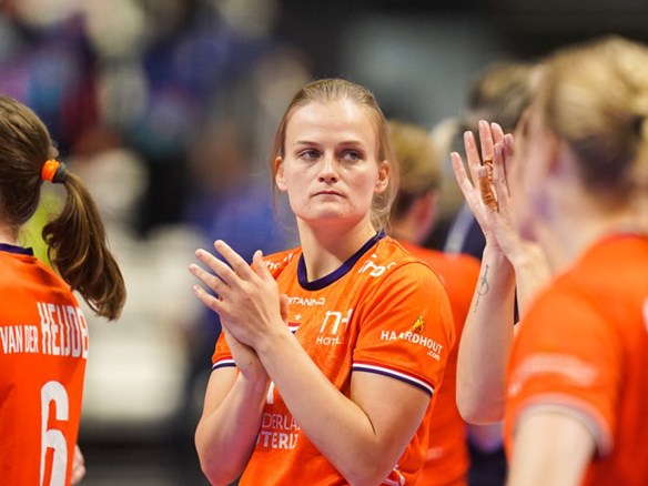 Debbie Bont 900X600 BSR AGENCY