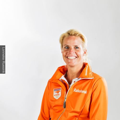 _N8Q8839 Nicole den Dulk para dressuur.jpg