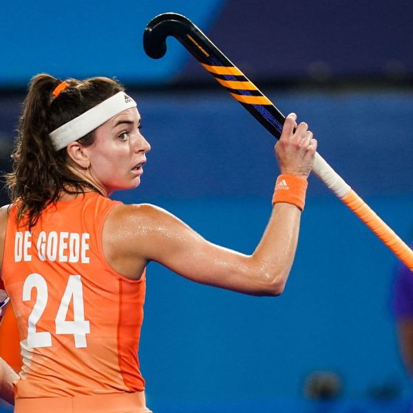 Eva de Goede OS 2020 ORANGE PICTURES.jpg