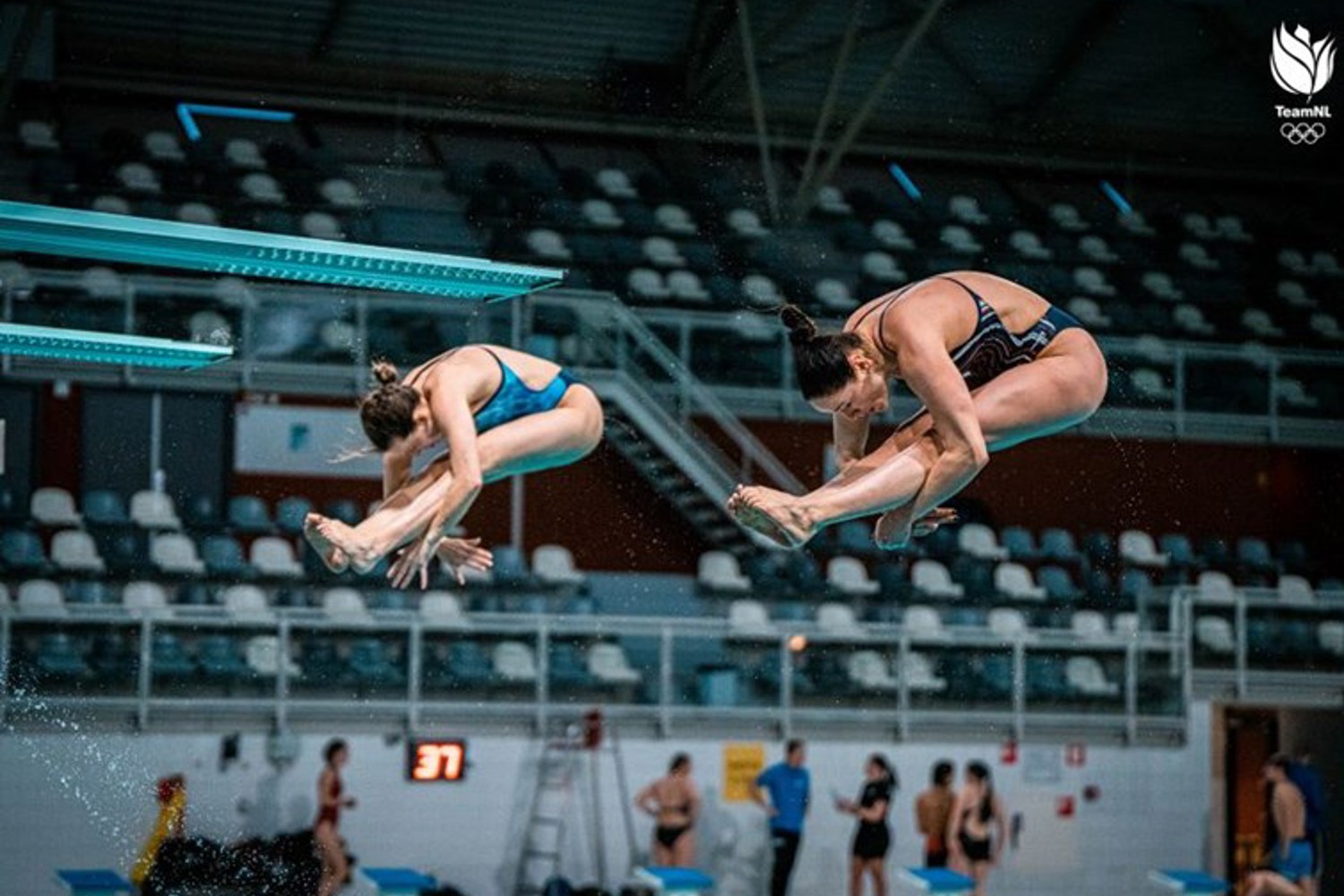 Synchroonspringen Ilse En Celine 900C600