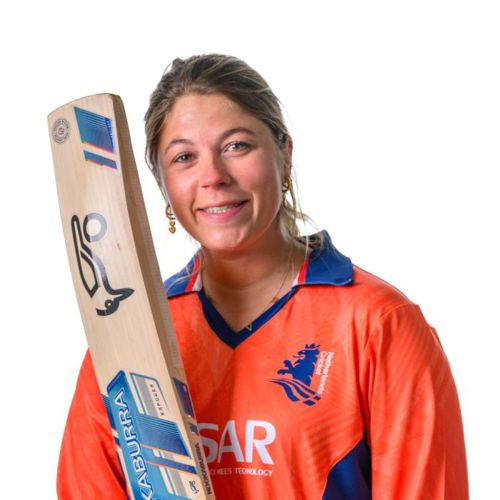 KNCB Portret Cricket Sterre Kalis 700X700
