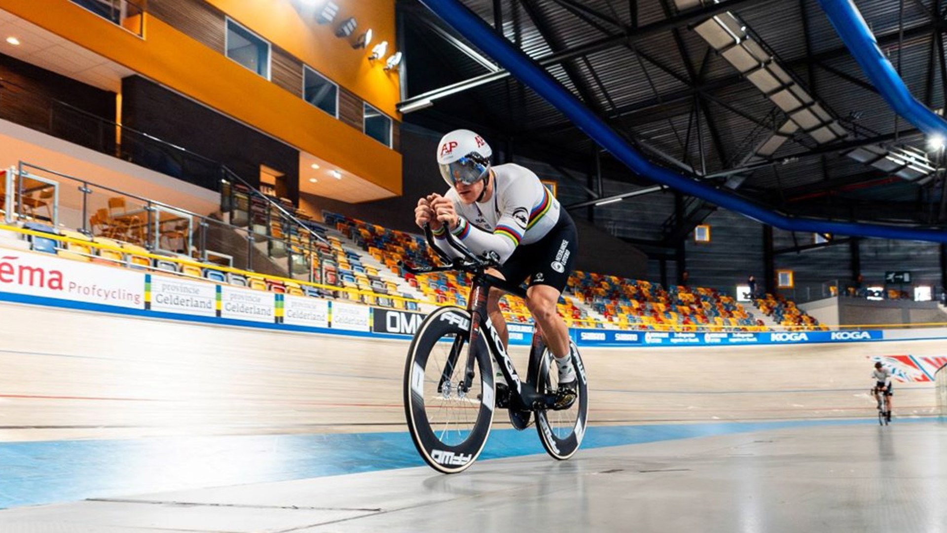 Jeffrey Hoogland 2023 1200X800