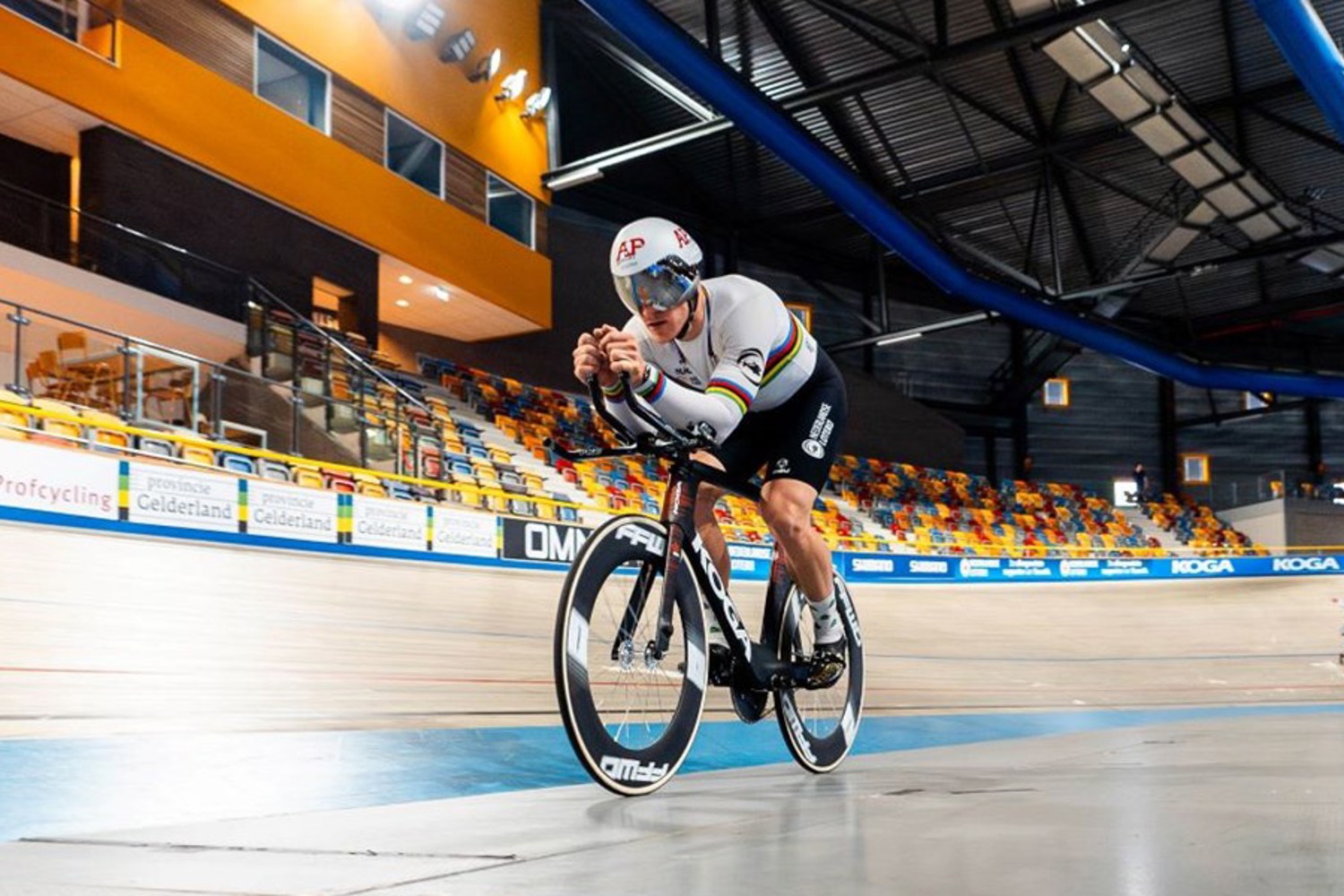 Jeffrey Hoogland 2023 1200X800