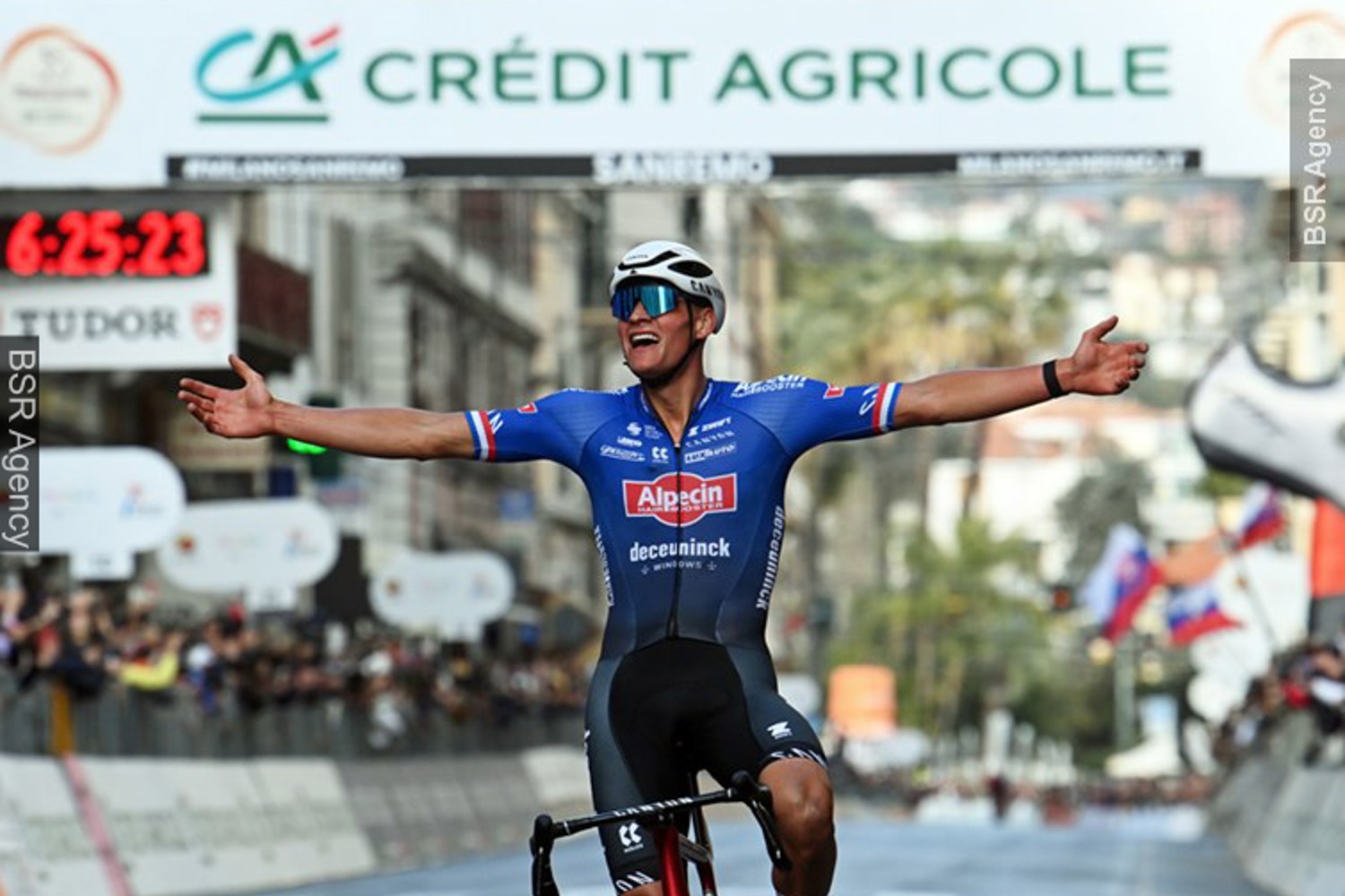 Van Der Poel Wint Milaan Sanremo 2023 BSR AGENCY 900X600