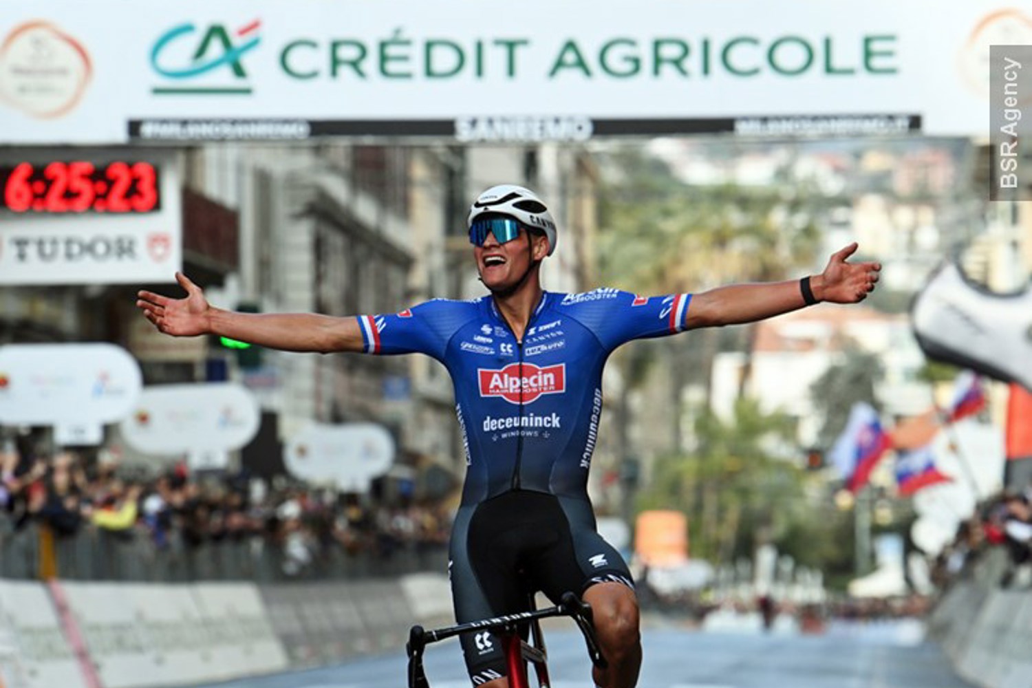 Van Der Poel Wint Milaan Sanremo 2023 BSR AGENCY 900X600