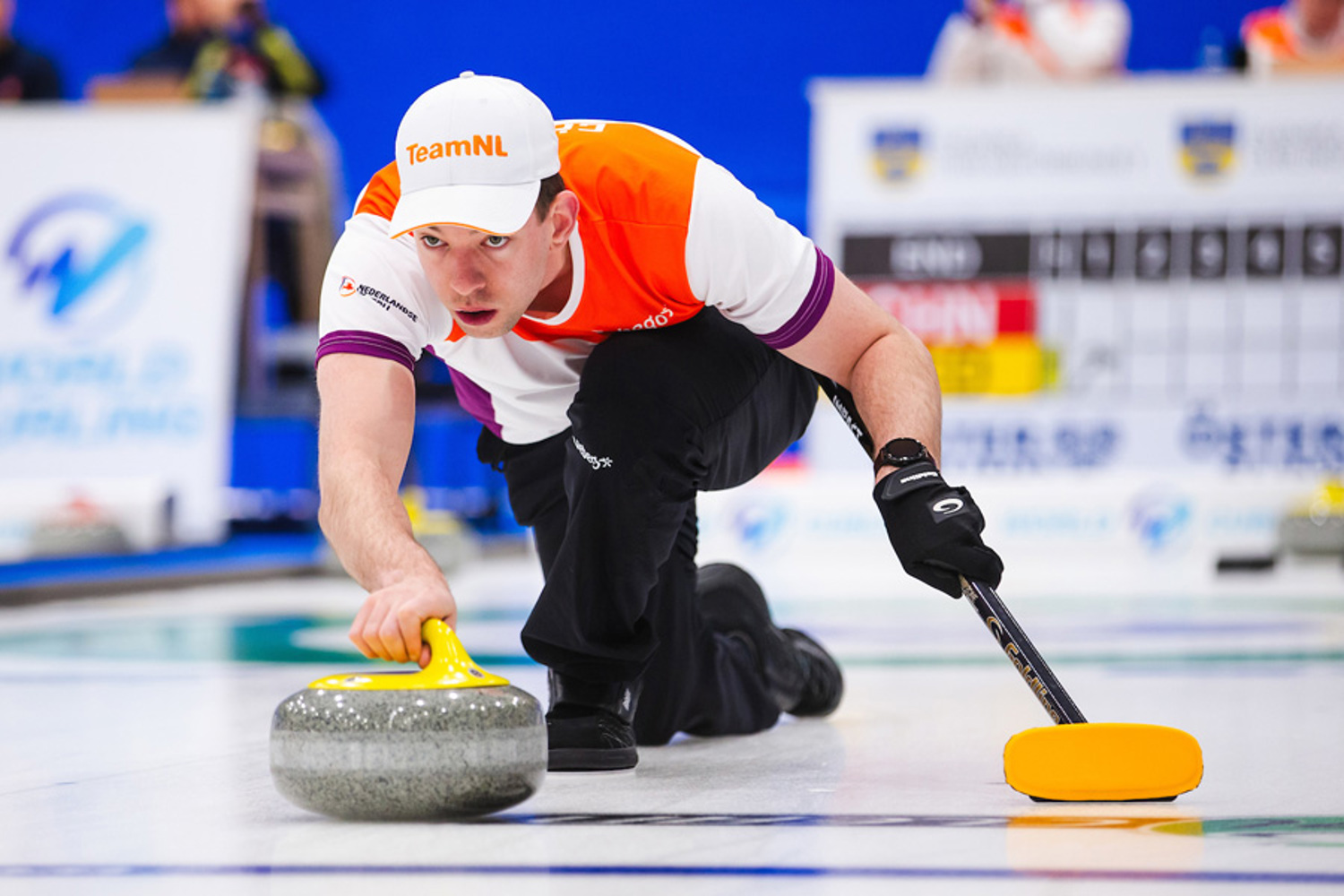 2024 04 WMDCC2024 0774 Wouter Gösgens World Curling Céline Stucki
