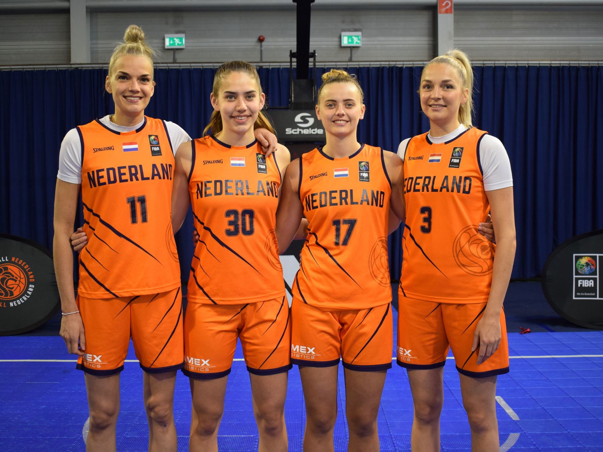 Selectie 3x3 Jill en Loyce Bettonvil, Noor Driessen, Ilse Kuijt.jpg