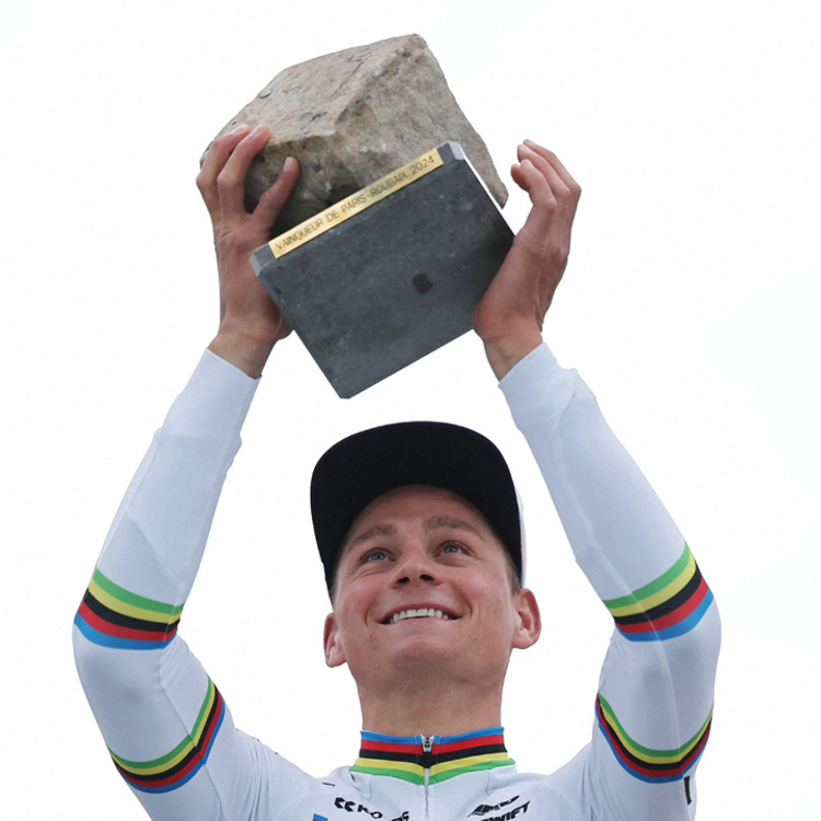 Mathieu Van Der Poel Parijs Roubaix 2024 ANP 1080X720