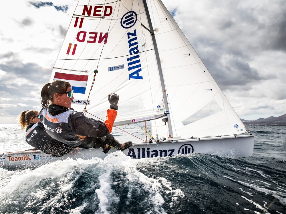 Afrodite Zegers And Lobke Berkhout Team Allianz 2021 Richard Langdon Ocean Images