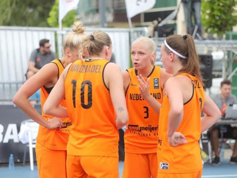 Loyce Bettonvil Orange Angels 3x3.jpg