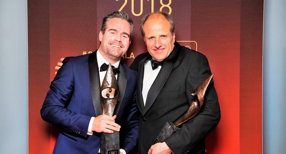 Raemon Sluiter en Jac Orie met Coach Award.jpg